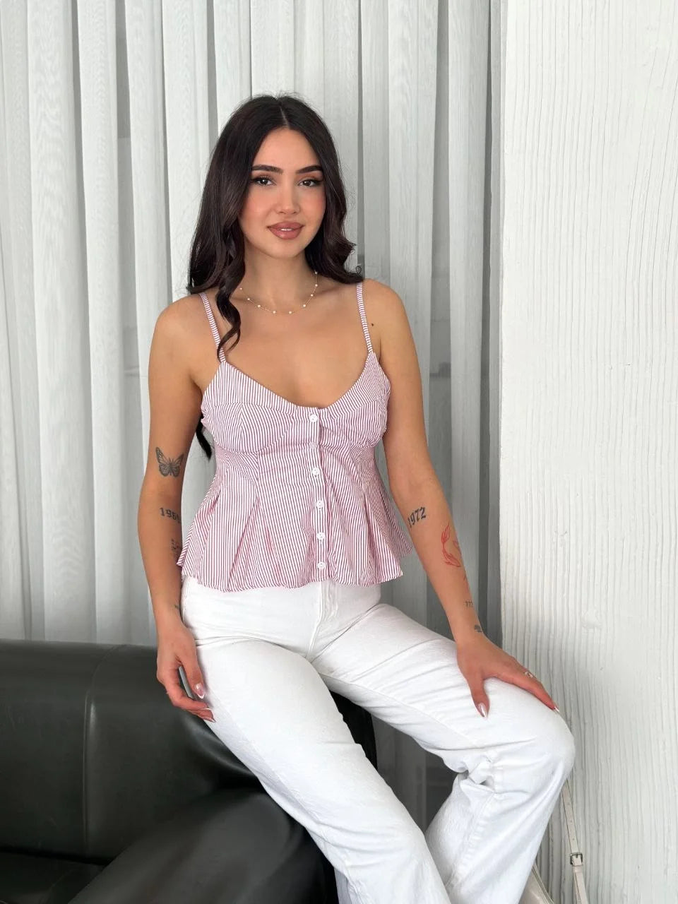 Askılı Dekolte detaylı crop - Varsayılan