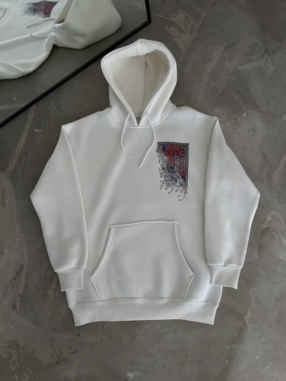 Uzun Kol Kapüşonlu Ön Ve Arka Baskılı SweatShirt - Varsayılan